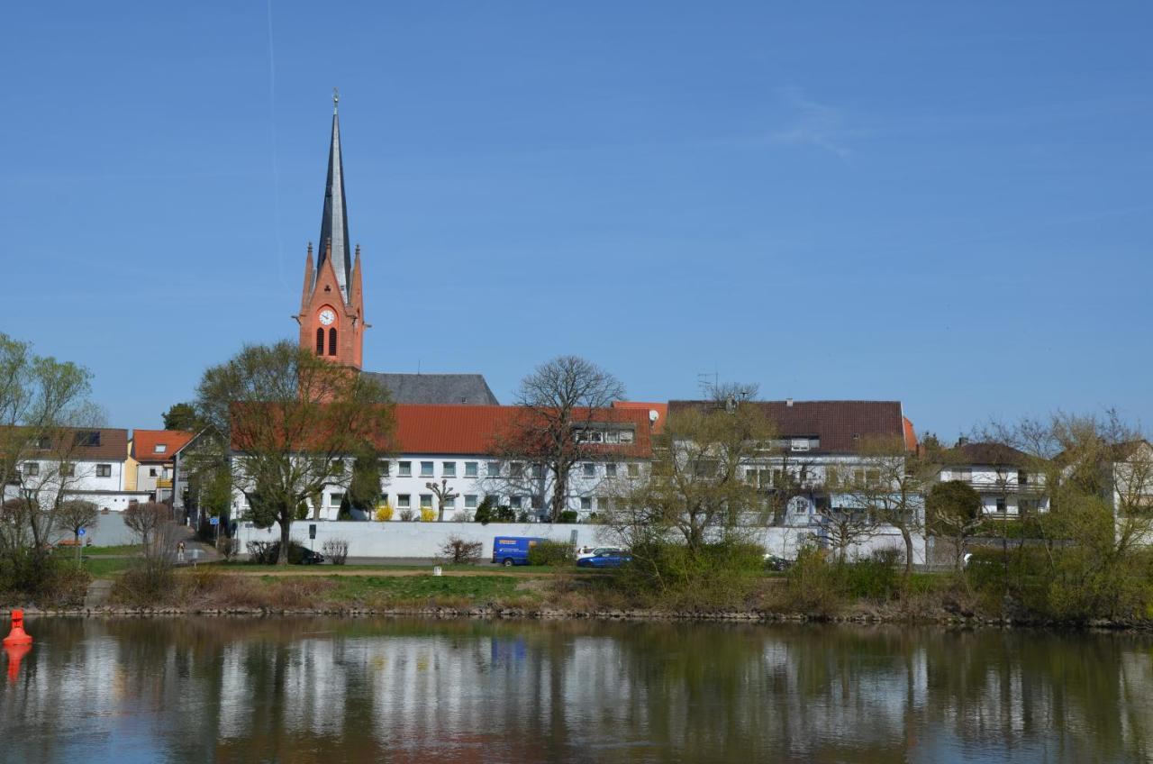 Hotel Restaurant Zum Schiffchen Maintal Exterior photo